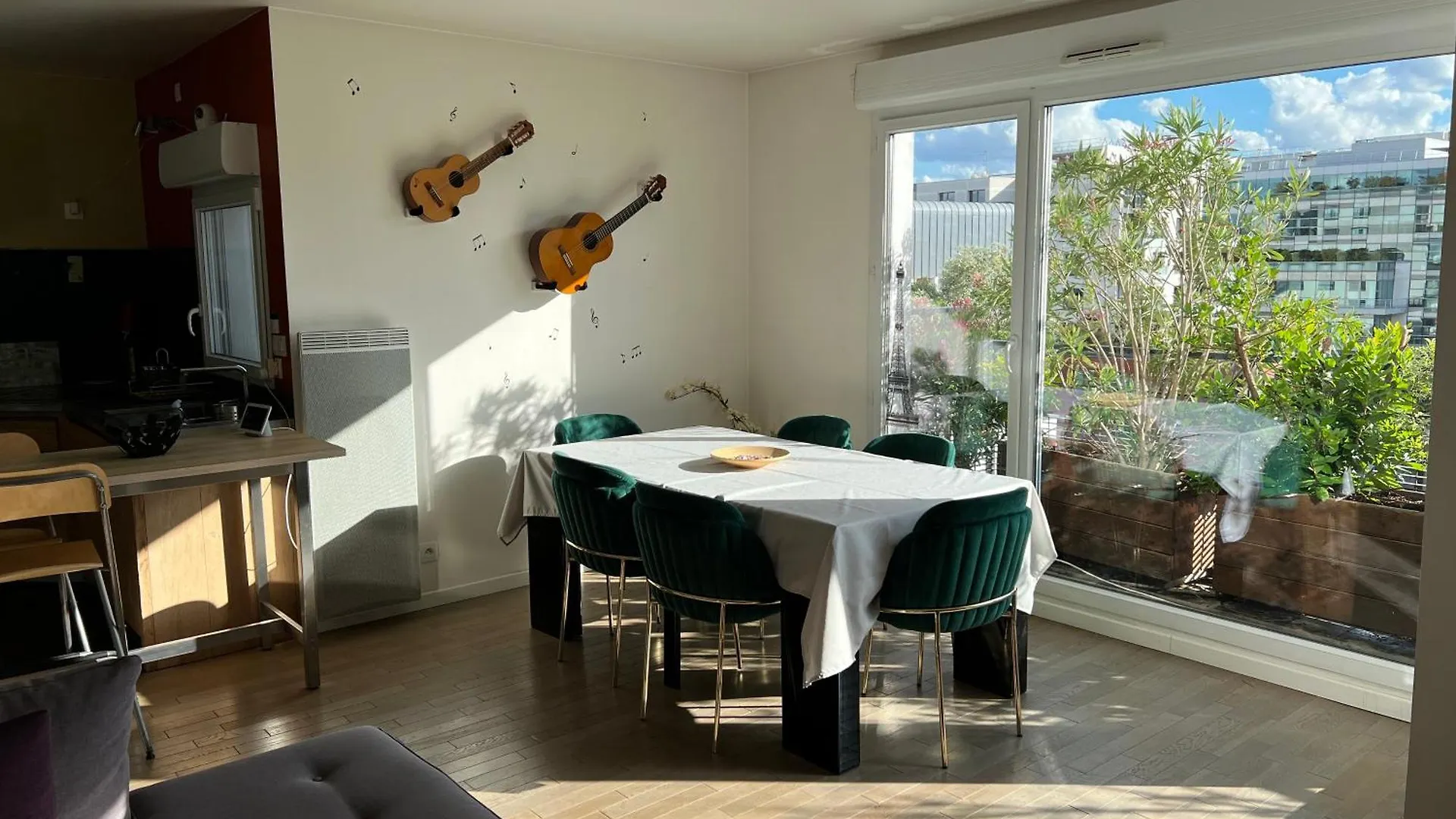 Duplex Terrasse Au Soleil Apartment Paris