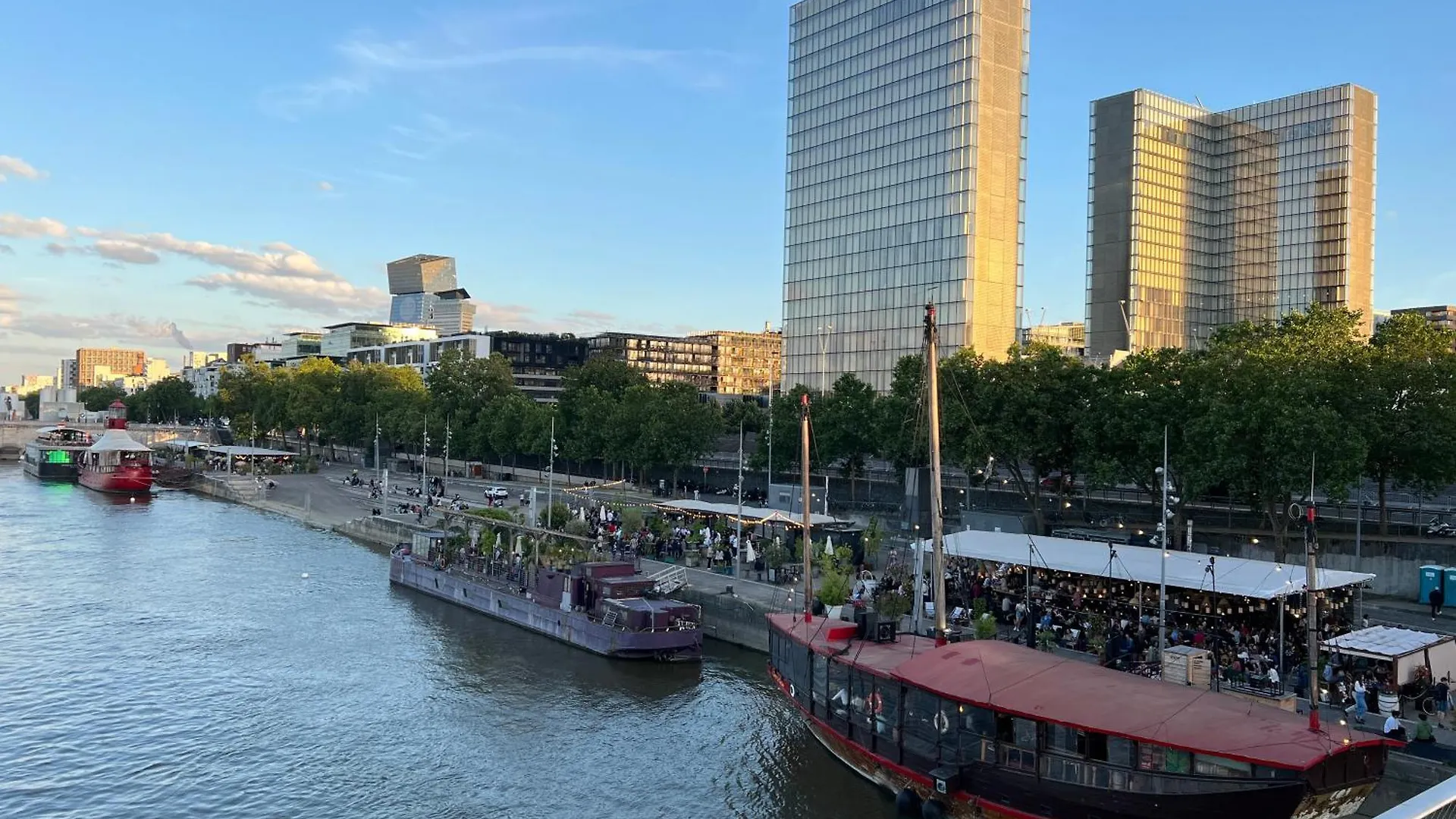 Duplex Terrasse Au Soleil Apartment Paris